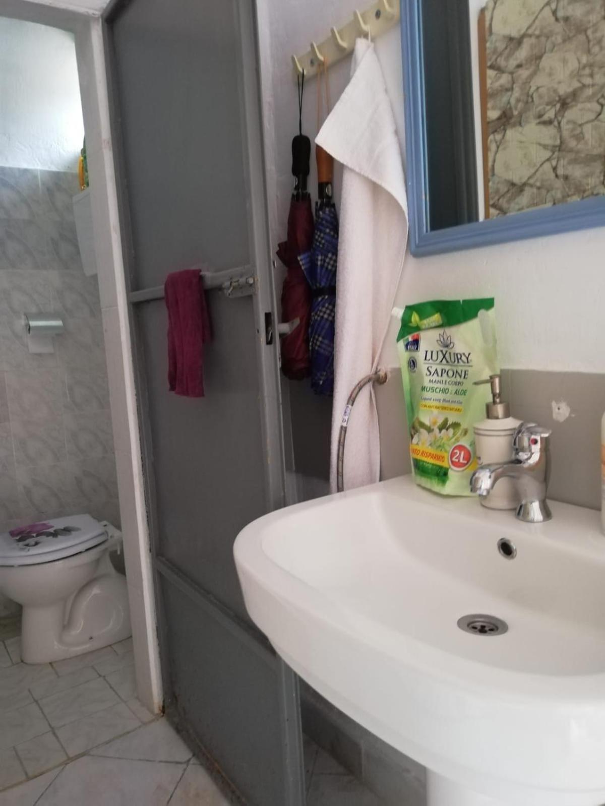 Casa Mia Vandrerhjem Vlorë Rom bilde